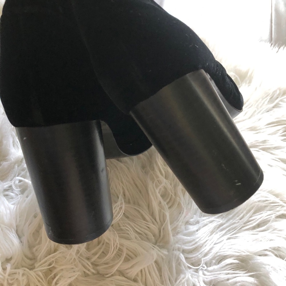Zara black velvet heeled knot booties size 40 US 9 - Picture 3 of 7